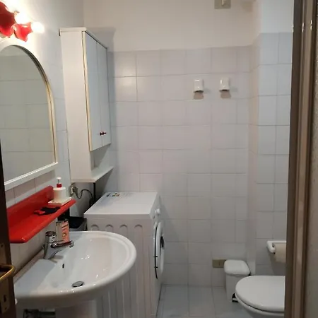 Daire Il Vicolo_carinissimo In Centro Storico, Zona Giorno Mansardata *